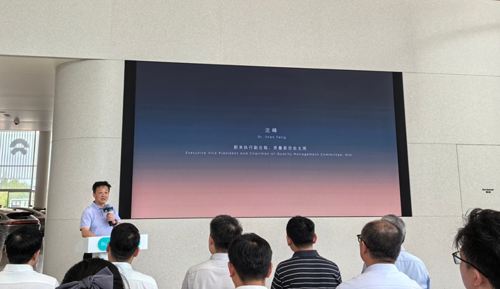 1002445945104793600.jpg 1002445945104793600.jpg